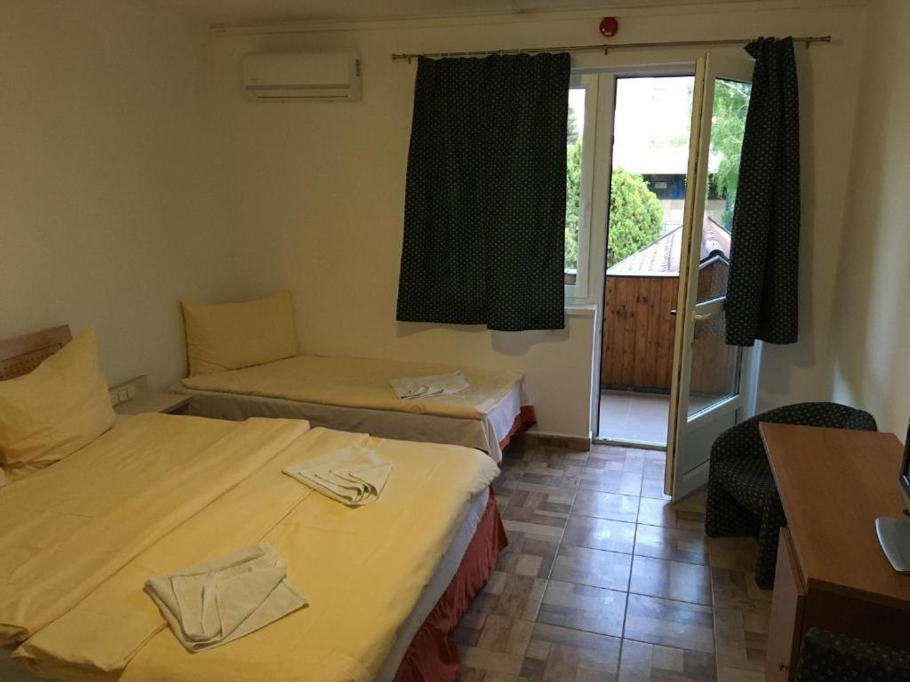 Fenyves Hotel Balatonfenyves Ngoại thất bức ảnh